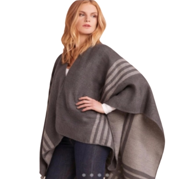 BB Dakota X Fab Fit Fun Reversible Striped Poncho/Wrap - Picture 14 of 16